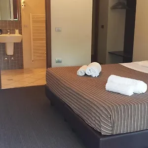 https://hotel-firenze-saronno.it-lombardy.com